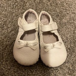 White pediped shoes